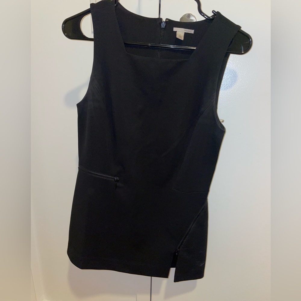 Shirt with working zippers